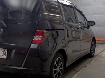 Honda Freed Spike