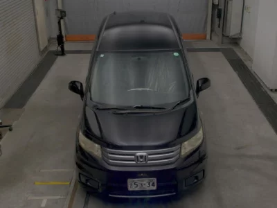 Honda Freed Spike