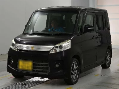 Suzuki Spacia Custom