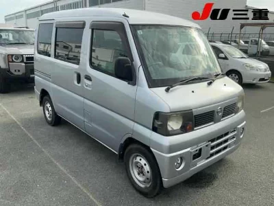 NISSAN CLIPPER VAN