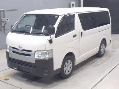 Toyota RegiusAce