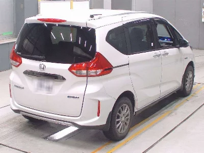 Honda FREED + HYBRID