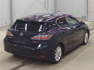 Lexus CT200h