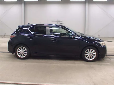 Lexus CT200h