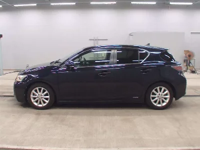 Lexus CT200h