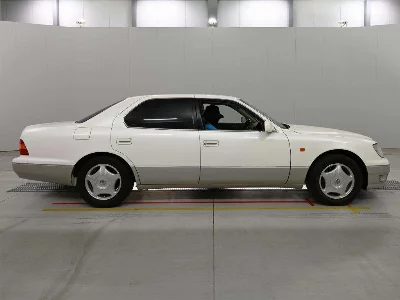 Toyota Celsior