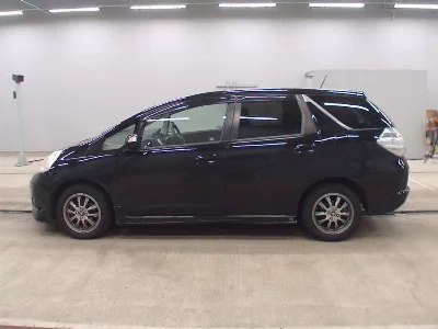 Honda FIT SHUTTLE HYBRID