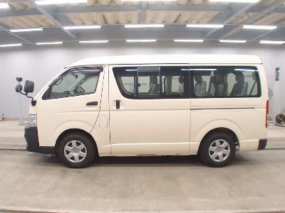 Toyota HIACE WAGON