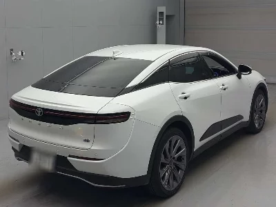 Toyota Crown Crossover