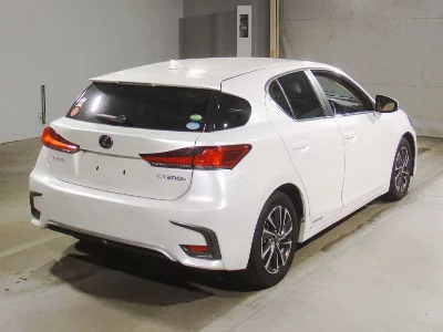 Lexus CT200h