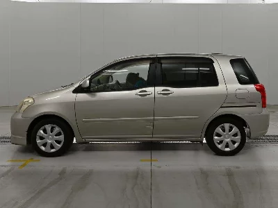 Toyota Raum
