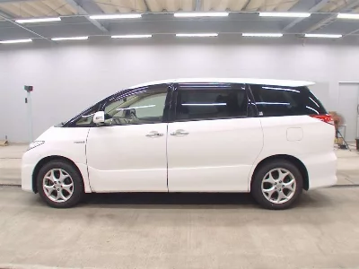 Toyota Estima Hybrid