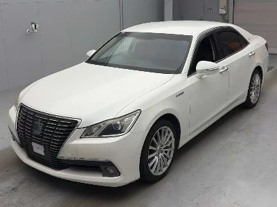 Toyota CROWN HYBRID