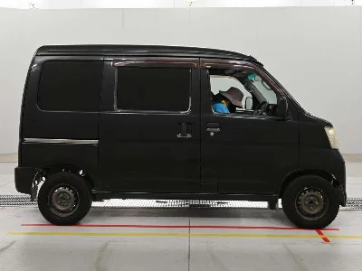 Toyota Pixis Van