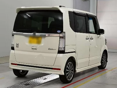 Honda N BOX CUSTOM