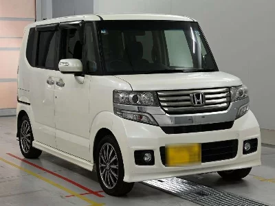 Honda N BOX CUSTOM