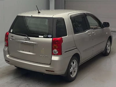 Toyota Raum