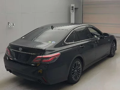 Статистика аукционов Toyota CROWN HYBRID