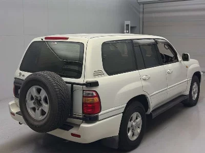 Toyota LAND CRUISER 100