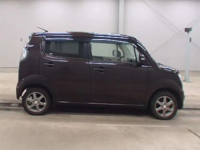 Suzuki MRWAGON