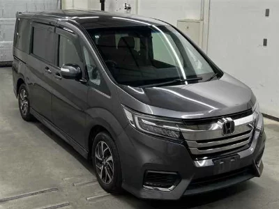 Honda STEPWGN SPADA
