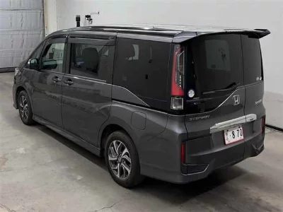 Honda STEPWGN SPADA