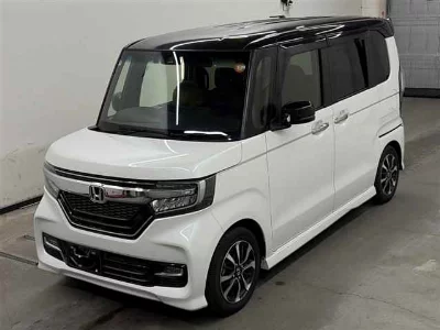 Honda N BOX CUSTOM
