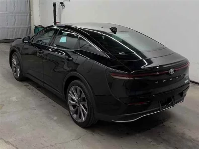 Toyota Crown Crossover