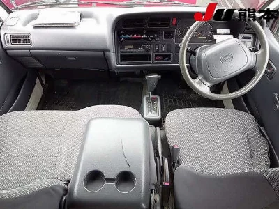 Toyota HiAce Commuter