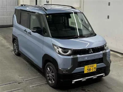 Mitsubishi Delica Mini