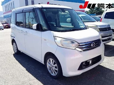 NISSAN DAYZ ROOX