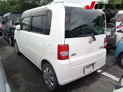 Daihatsu Move Conte
