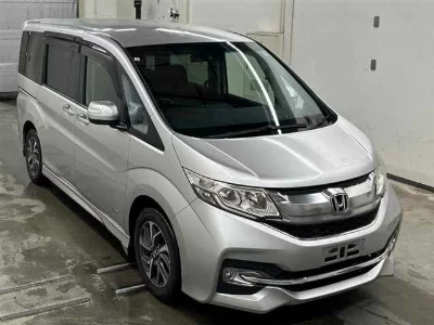 Honda STEPWGN SPADA