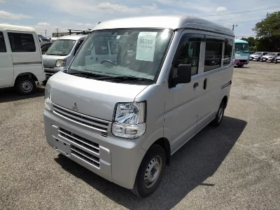 MITSUBISHI MINICAB