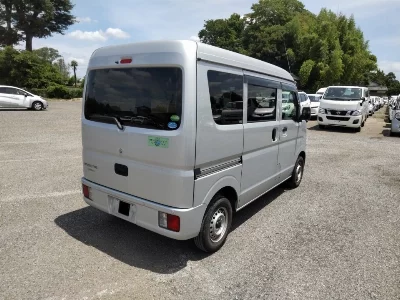MITSUBISHI MINICAB