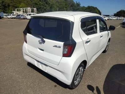 Daihatsu MIRA E S