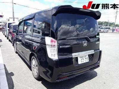 Honda STEPWGN SPADA