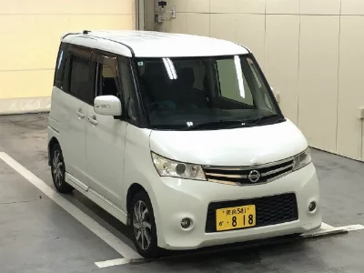 NISSAN ROOX