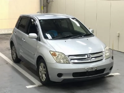 Toyota Ist