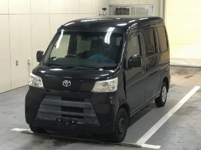 Toyota Pixis Van