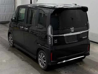 Honda N BOX CUSTOM