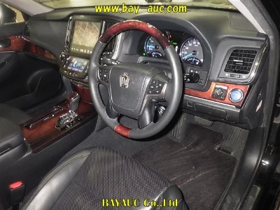 Toyota CROWN MAJESTA