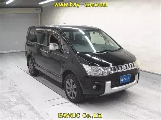 Mitsubishi DELICA D5