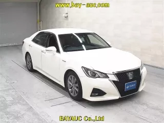Toyota CROWN HYBRID