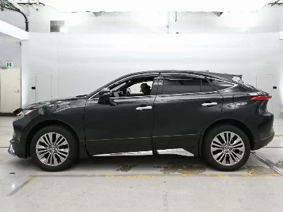 Toyota HARRIER HYBRID