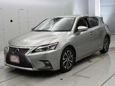 Lexus CT200h