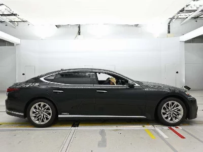 Lexus LS500h