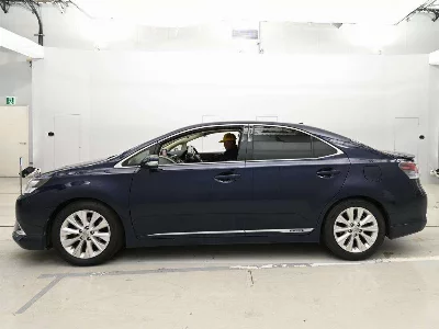 Lexus HS250h