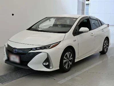 Toyota Prius PHV
