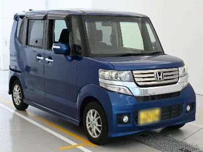 Honda N BOX CUSTOM